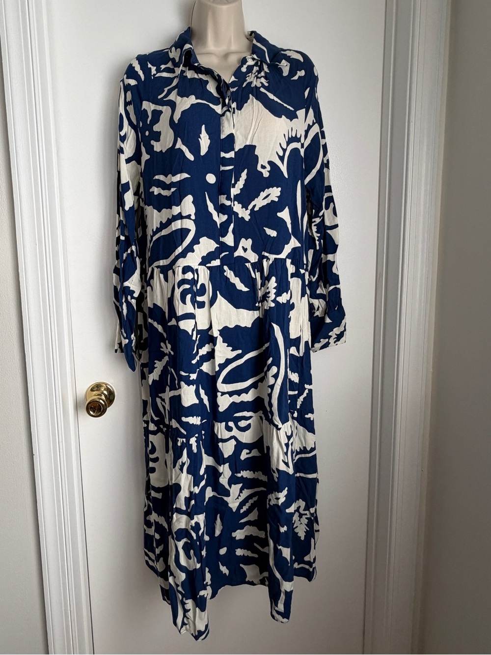 H&M Long Sleeve Dress (Size Small)